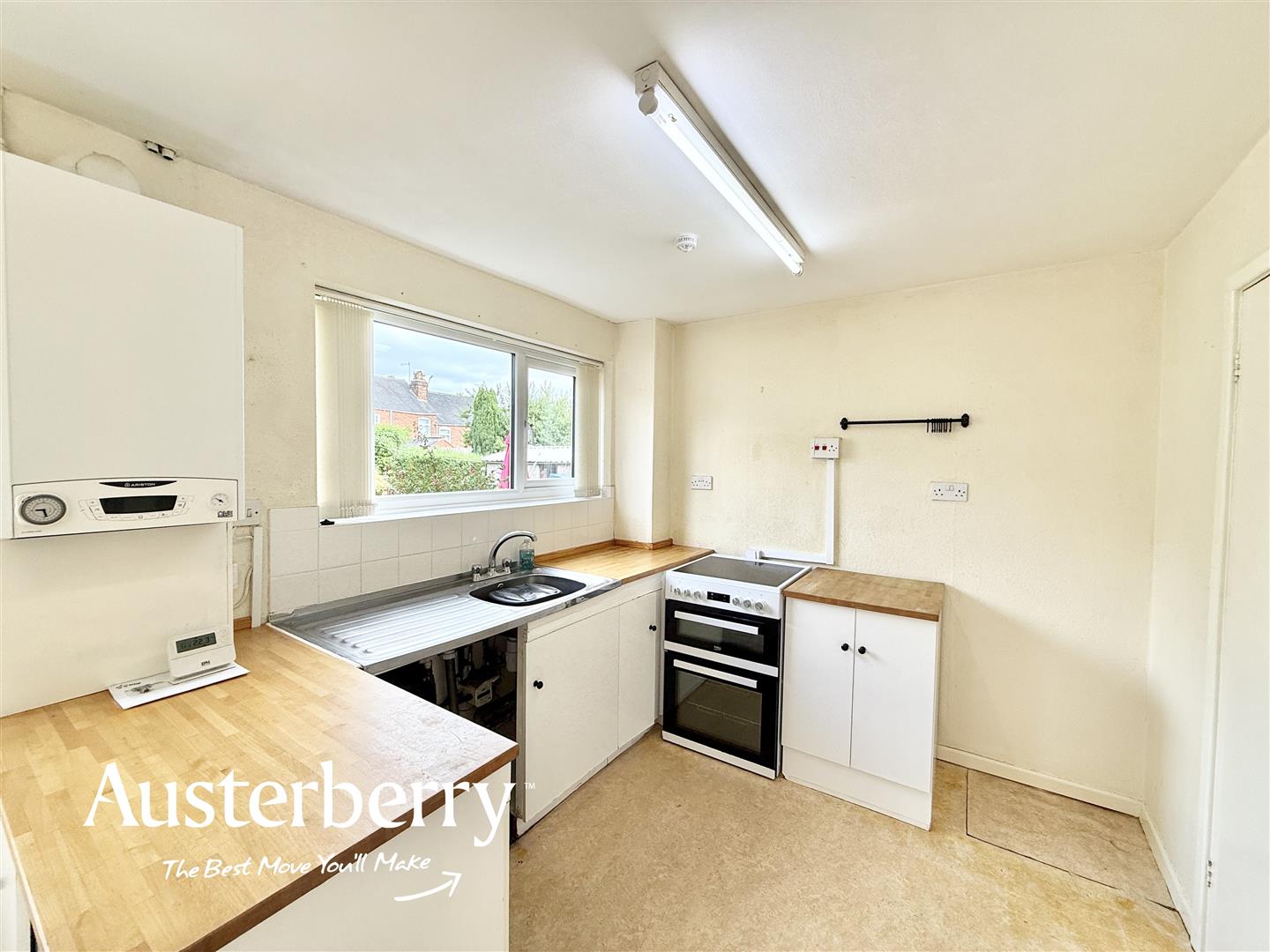 3 bed property in Ashridge Grove, Stoke-On-Trent